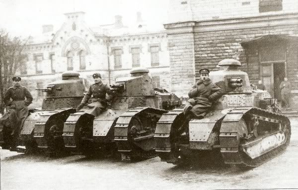 EST-Tanks-FT-17-3.jpg