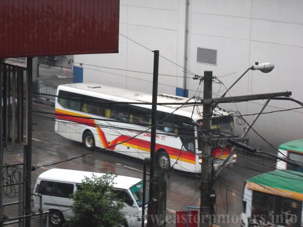 hyundai-buses,hyundai-trucks,buses,coaches,bus-liner,philippine-bus,aero-city,aero-town,aero-sapce-ls,universe-space,universe-express,hyundai,philippines