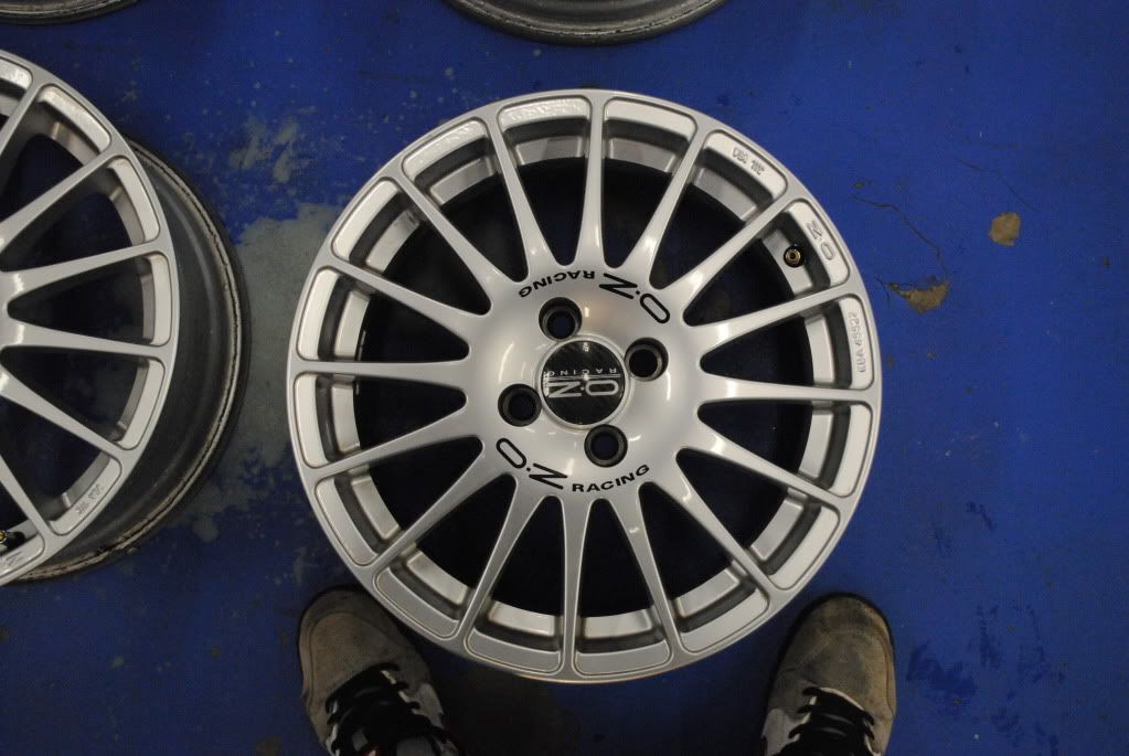  Superturismo GT 16x7 ET37 No curbage no bends some dings here and 
