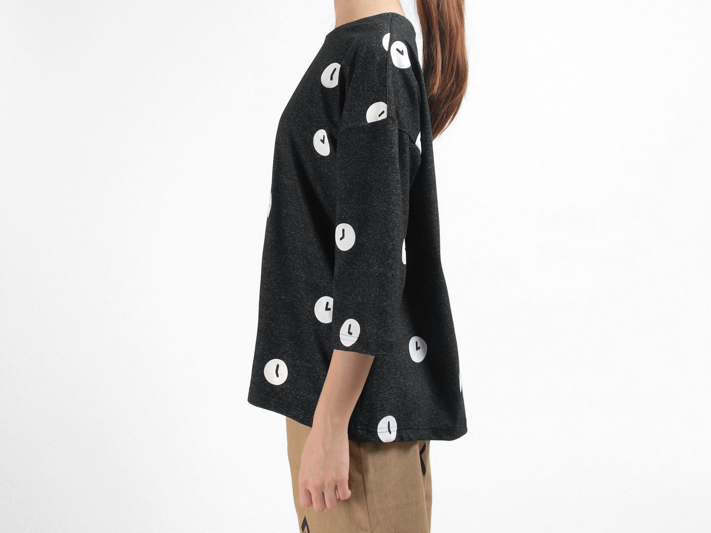 【HEYSUN】time series / time screen printing oversize top-black - Women's Tops - Other Materials Black