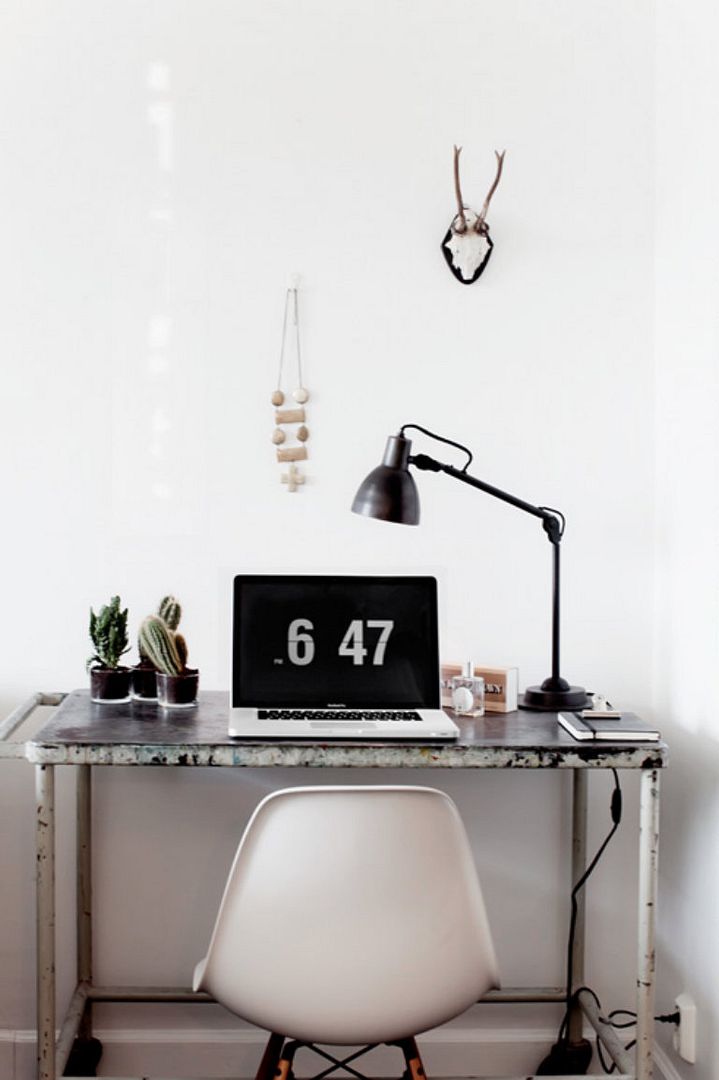 79ideas-photographer-home-office-1.jpg 79ideas-photographer-home-office