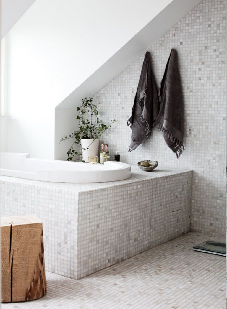 79ideas-simple-bathroom-1.jpg 79ideas-simple-bathroom