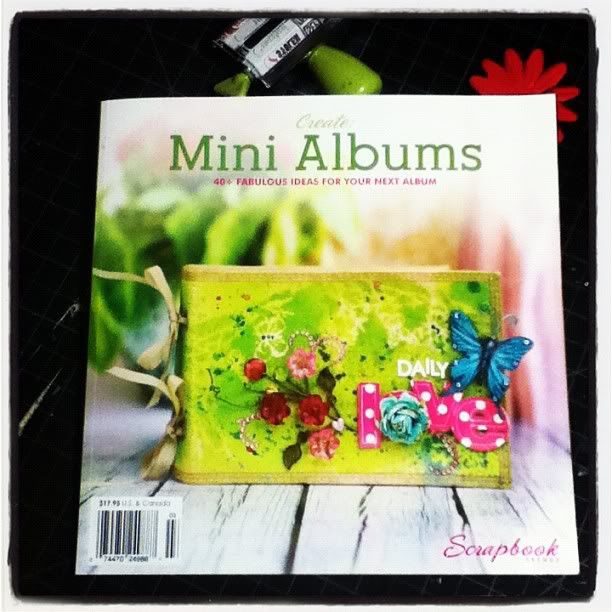 Scrapbook_trends_mini_albums_cover