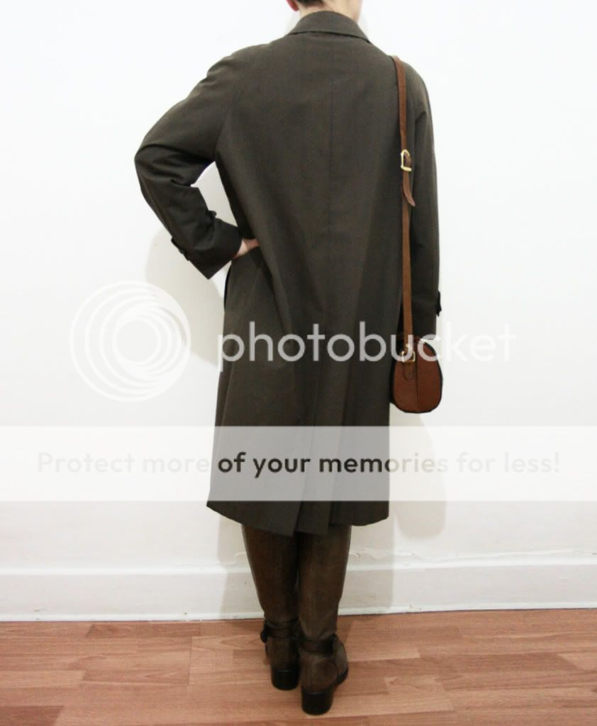 VINTAGE AUTHENTIC GORGEOUS BURBERRYS CLASSIC KHAKI BROWN TRENCH COAT 